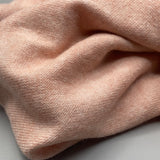 Feiner Wollstrickstoff Uni Rosa mit Farbverlauf  0,5m