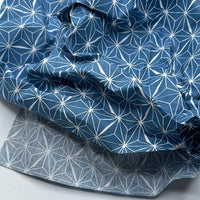 Beschichtete Baumwolle Mittelblau geometrisches Muster
